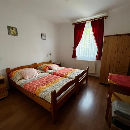 Apartment Valeria Vendeghaz Szentbekkalla